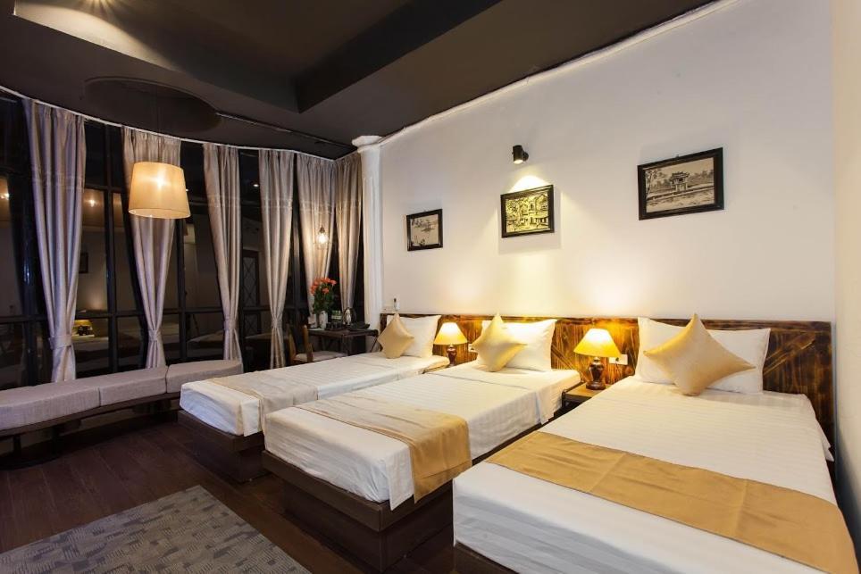 Luxury Backpakers Hotel Hanoi Buitenkant foto