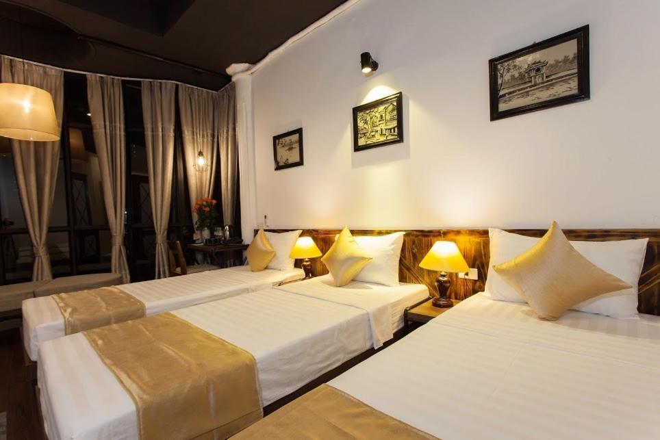 Luxury Backpakers Hotel Hanoi Buitenkant foto